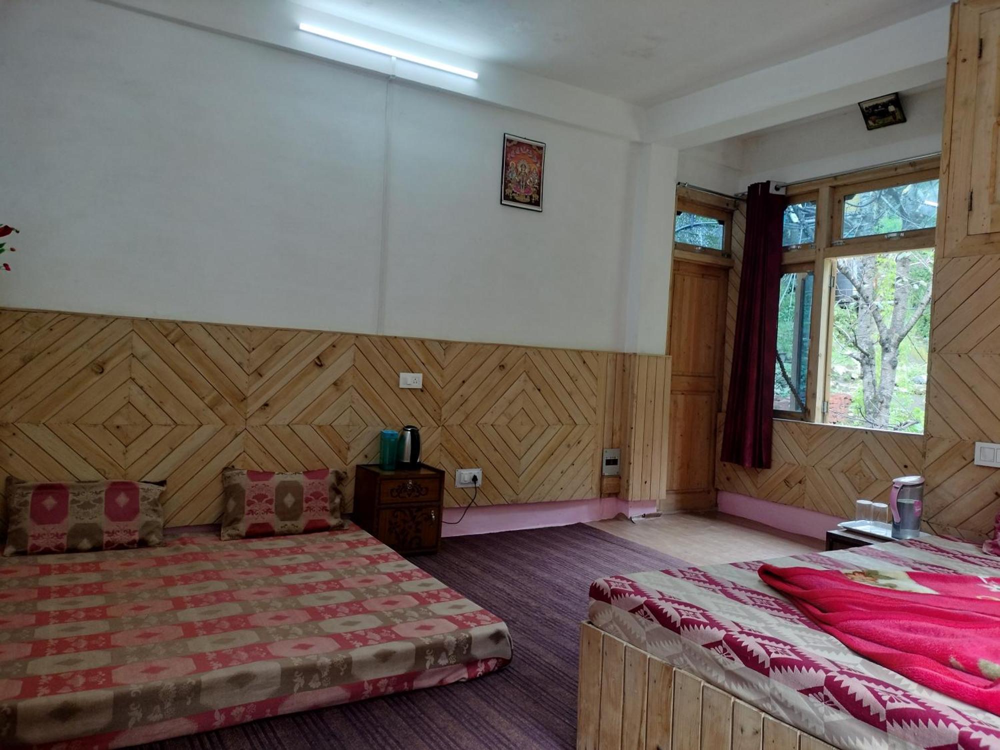 Homestay Aman Place River Touch